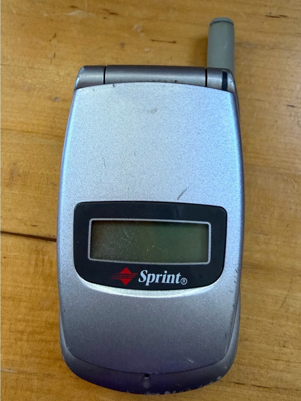 Vintage Sprint Silver Flip Phone with External Display